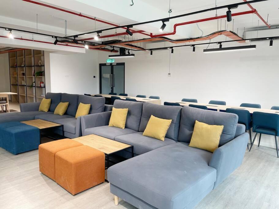 Horizon Suite Homestay, Klia By S&T Homez Sepang Exterior photo