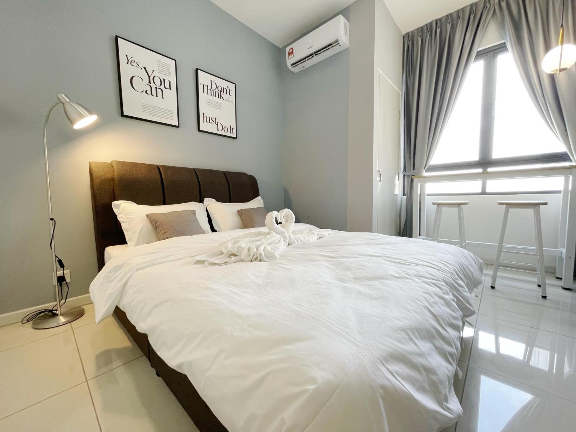 Horizon Suite Homestay, Klia By S&T Homez Sepang Exterior photo